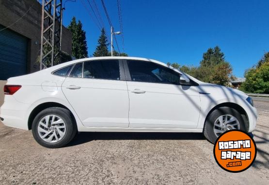 Autos - Volkswagen VIRTUS 2018 Nafta 130567Km - En Venta