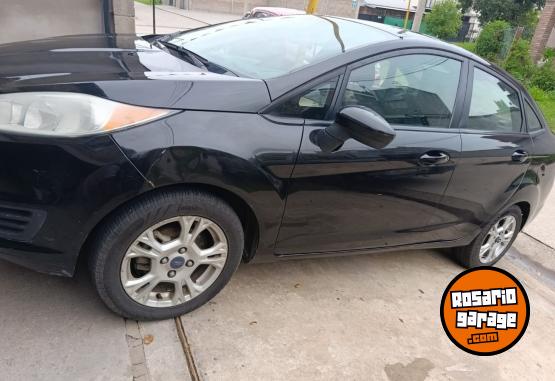 Autos - Ford Fiesta kenetic 2014 Nafta 210000Km - En Venta