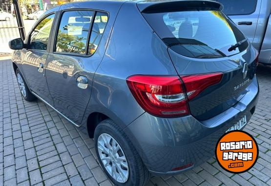 Autos - Renault SANDERO 2021 Nafta 71681Km - En Venta