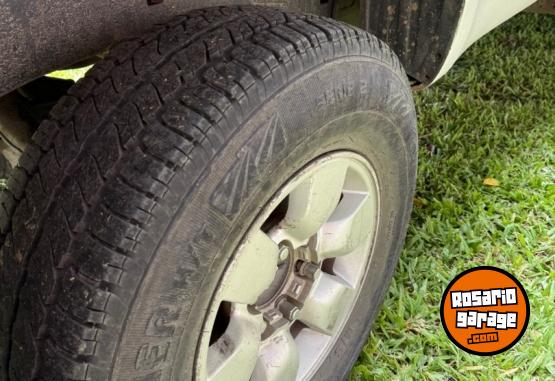 Camionetas - Toyota Hilux 2006 Diesel 310000Km - En Venta