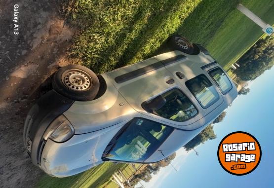 Utilitarios - Renault Kangoo 2007 Diesel 196666Km - En Venta