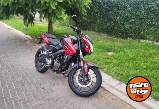 Motos - Bajaj NS 200 2014 Nafta 5000Km - En Venta