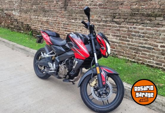Motos - Bajaj NS 200 2014 Nafta 5000Km - En Venta