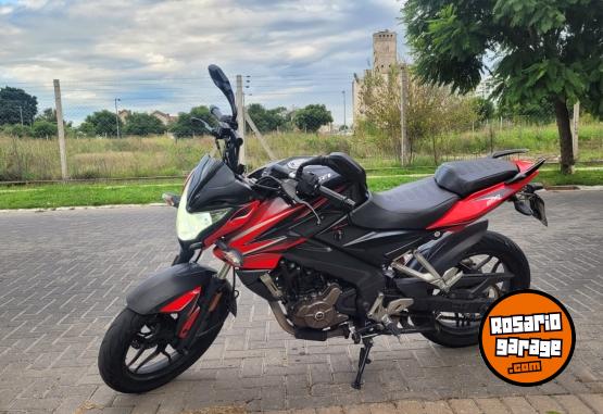 Motos - Bajaj NS 200 2014 Nafta 5000Km - En Venta