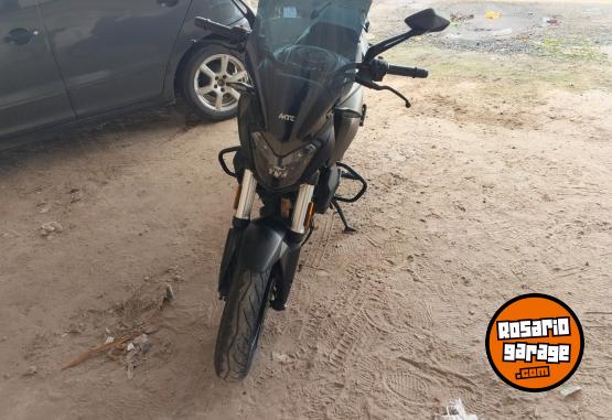 Motos - Bajaj Dominor 400 2021 Nafta 10500Km - En Venta