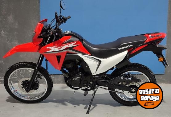 Motos - Honda XR 190 2025 Nafta 3700Km - En Venta