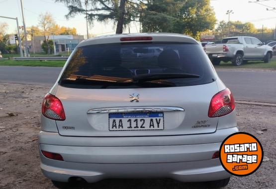 Autos - Peugeot 207 2016 Nafta 85000Km - En Venta