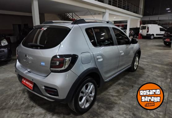 Autos - Renault Sandero stepway 2016 GNC 128600Km - En Venta