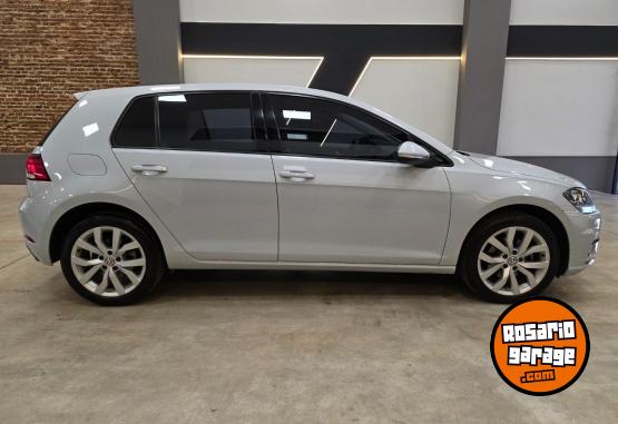 Autos - Volkswagen GOLF COMFORTLINE 1.4T DSG 2019 Nafta 122000Km - En Venta