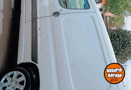 Utilitarios - Peugeot Parnet 2008 Diesel 160000Km - En Venta