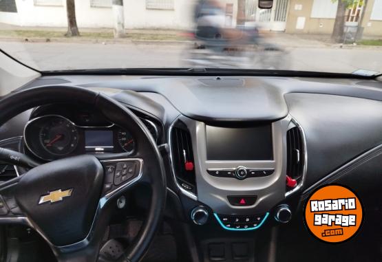 Autos - Chevrolet Cruze LT 2018 Nafta 125000Km - En Venta