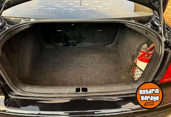 Autos - Volkswagen bora 2012 Diesel 180000Km - En Venta