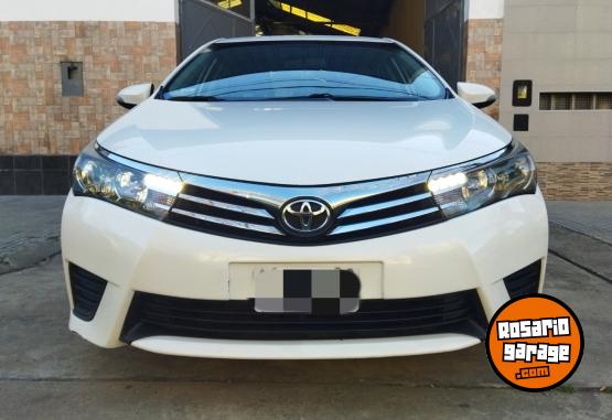 Autos - Toyota COROLLA XLI PACK 2015 Nafta 99000Km - En Venta