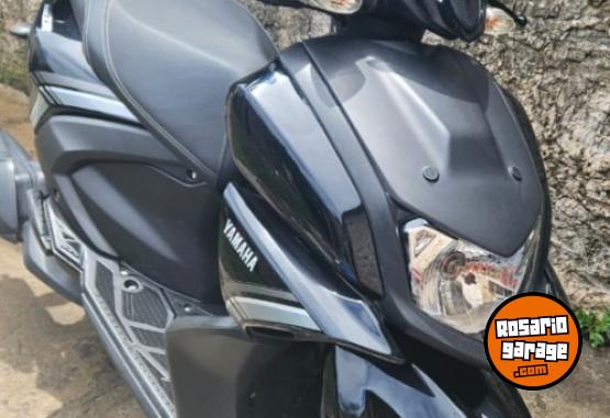 Motos - Yamaha Zr Ray 125 2024 Nafta 8300Km - En Venta