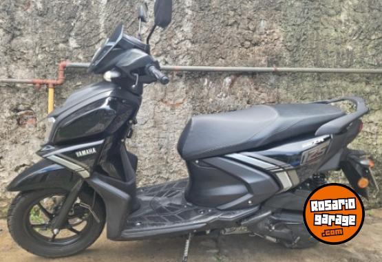 Motos - Yamaha Zr Ray 125 2024 Nafta 8300Km - En Venta