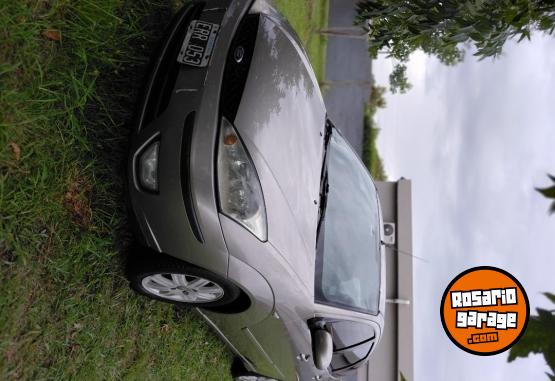 Autos - Ford FOCUS GHIA TDCI 2004 Diesel 365000Km - En Venta