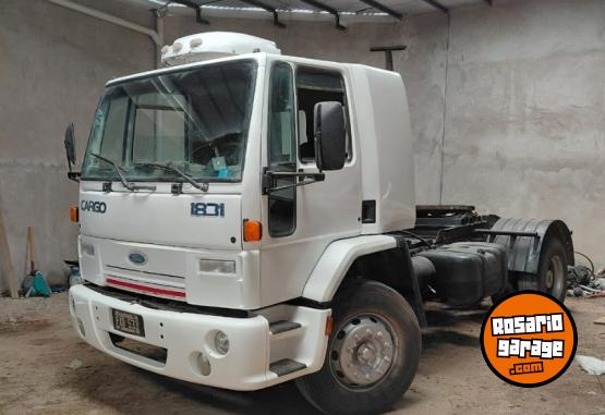 Camiones y Gr�as - Ford Cargo 1831 2006 IMPECABLE � Listo para trabajar 💪 - En Venta