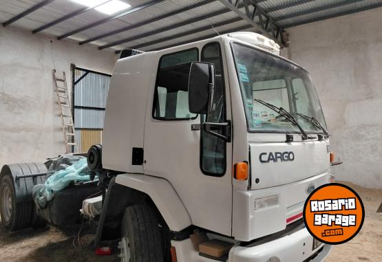 Camiones y Gr�as - Ford Cargo 1831 2006 IMPECABLE � Listo para trabajar 💪 - En Venta