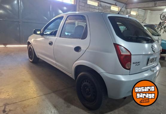 Autos - Suzuki Fun 2007 Nafta 111111Km - En Venta