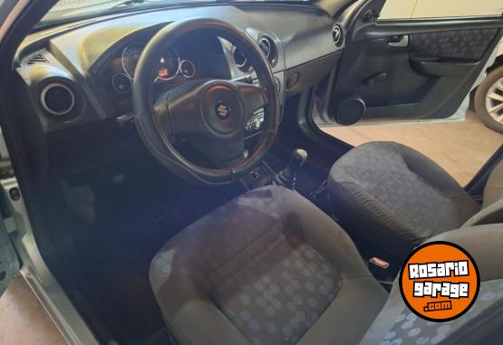 Autos - Suzuki Fun 2007 Nafta 111111Km - En Venta