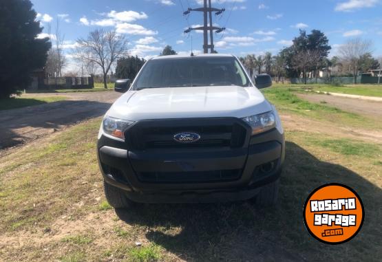 Camionetas - Ford Ranger xl 2017 Diesel 97000Km - En Venta