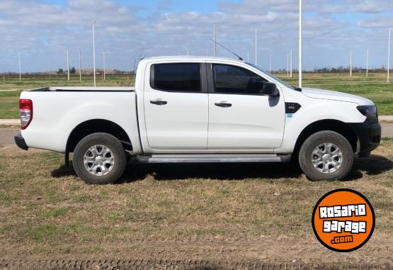 Camionetas - Ford Ranger xl 2017 Diesel 97000Km - En Venta