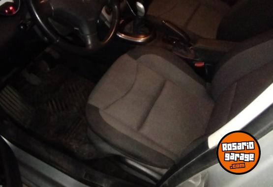 Autos - Peugeot 308 2015 Nafta 130000Km - En Venta