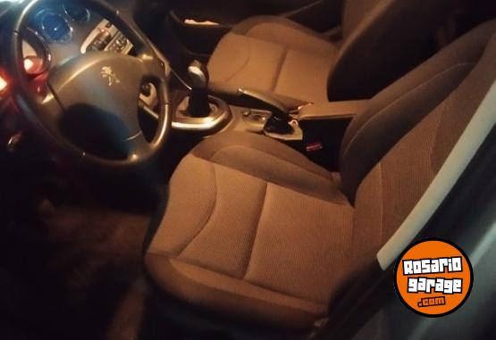 Autos - Peugeot 308 2015 Nafta 130000Km - En Venta