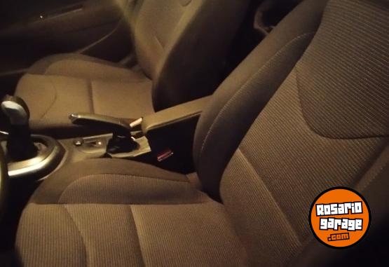 Autos - Peugeot 308 2015 Nafta 130000Km - En Venta