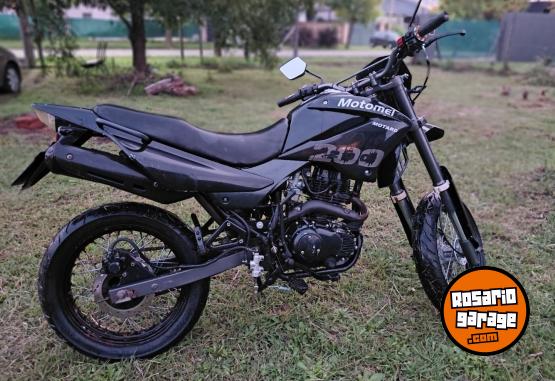 Motos - Motomel Motard 200cc 2014 Nafta 36700Km - En Venta