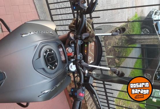 Motos - Bajaj Dominar 400 2021 Nafta 4300Km - En Venta