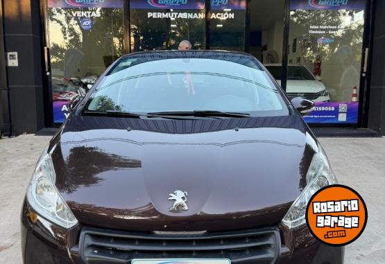 Autos - Peugeot 208 2013 Nafta 109600Km - En Venta