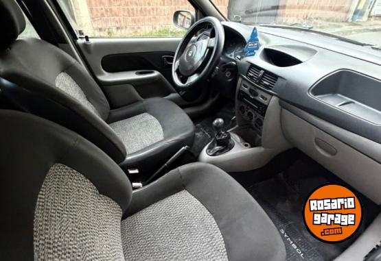 Autos - Renault Symbol 2010 Nafta 144000Km - En Venta
