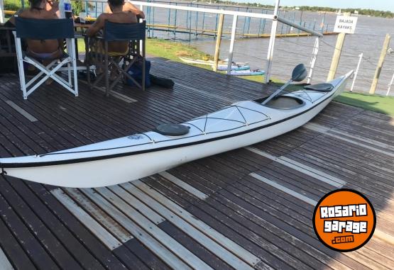 Deportes N&aacute;uticos - Kayak simple Paran� con pala y chaleco - En Venta