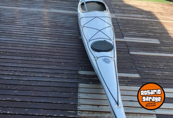 Deportes N&aacute;uticos - Kayak simple Paran� con pala y chaleco - En Venta