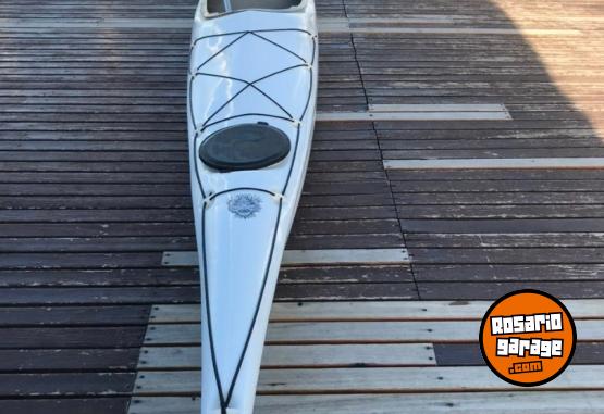 Deportes N&aacute;uticos - Kayak simple Paran� con pala y chaleco - En Venta