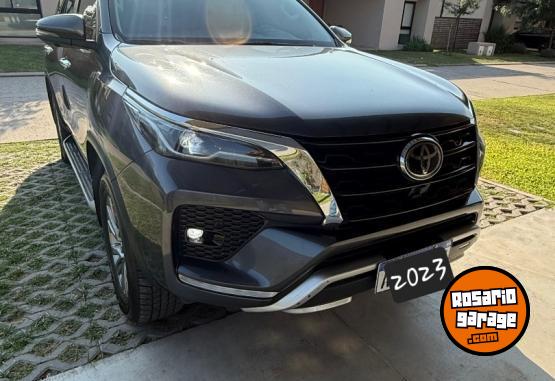 Camionetas - Toyota Sw4 SRX 2023 Diesel 89000Km - En Venta