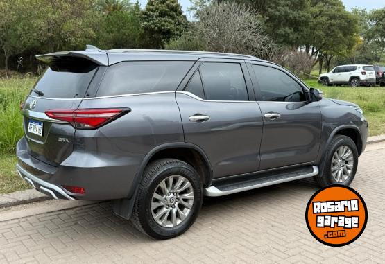 Camionetas - Toyota Sw4 SRX 2023 Diesel 89000Km - En Venta