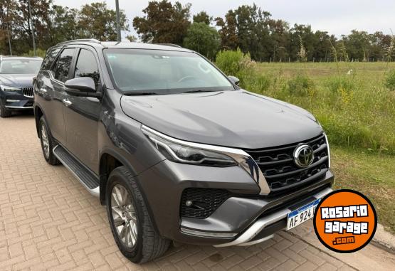 Camionetas - Toyota Sw4 SRX 2023 Diesel 89000Km - En Venta