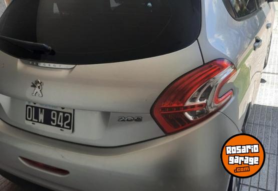 Autos - Peugeot 208 Allure 2015 Nafta 40000Km - En Venta