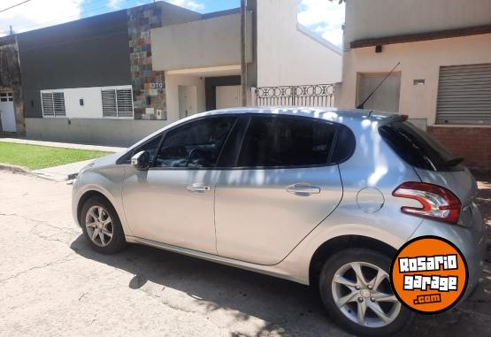Autos - Peugeot 208 Allure 2015 Nafta 40000Km - En Venta