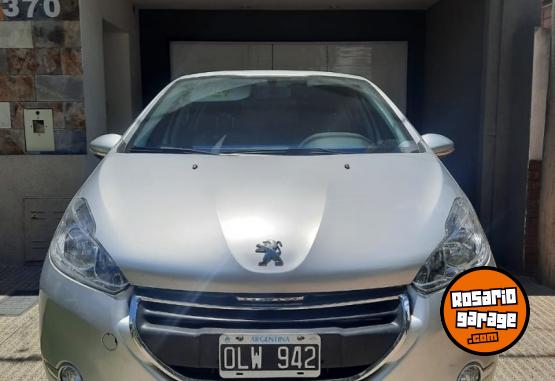 Autos - Peugeot 208 Allure 2015 Nafta 40000Km - En Venta