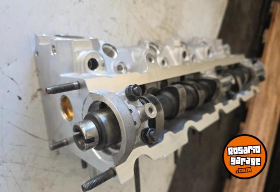 Accesorios para Autos - TAPA DE CILINDRO DW8 NUEVA COMPLETA PEUGEOT PARTNERT - 306 - CITROEN - En Venta