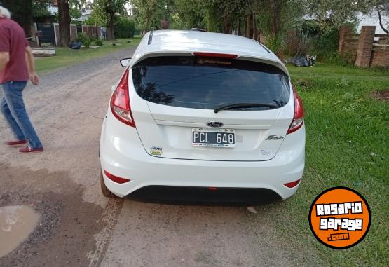 Autos - Ford Fistas 2016 GNC 126000Km - En Venta
