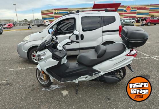 Motos - SYM MAXYM 600I 2018 Nafta 8000Km - En Venta