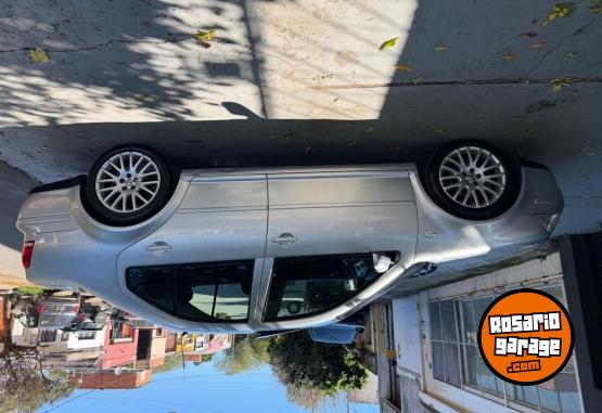 Autos - Volkswagen Bora 2011 Nafta 170000Km - En Venta