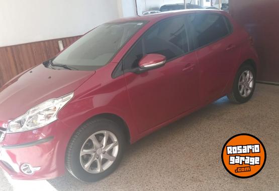 Autos - Peugeot 208 Allure Touchscreen 2014 Nafta 54500Km - En Venta