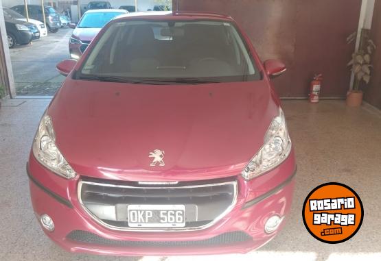 Autos - Peugeot 208 Allure Touchscreen 2014 Nafta 54500Km - En Venta