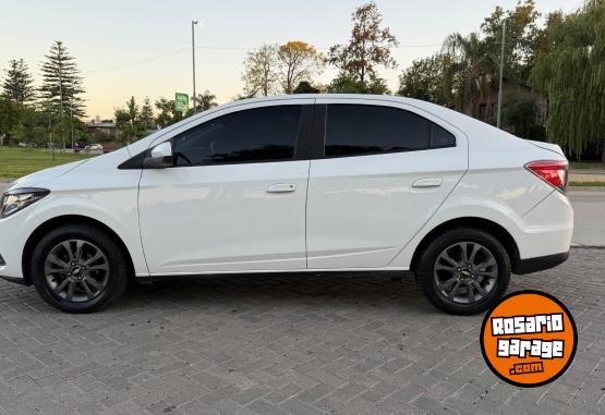 Autos - Chevrolet PRISMA 1.4 LTZ 2015 Nafta 120000Km - En Venta