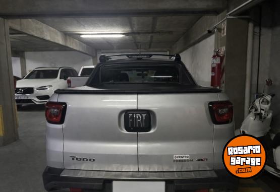 Camionetas - Fiat Toro Freedom 4x4 2017 Diesel 120000Km - En Venta